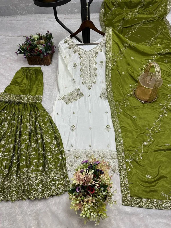 Designer_White_Pakistani_Lawn_Suit_with_Green_Dupatta