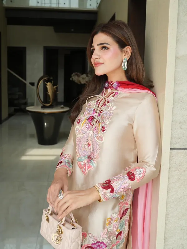 Elegant_Beige_Embroidered_Kurta_Set_for_Women
