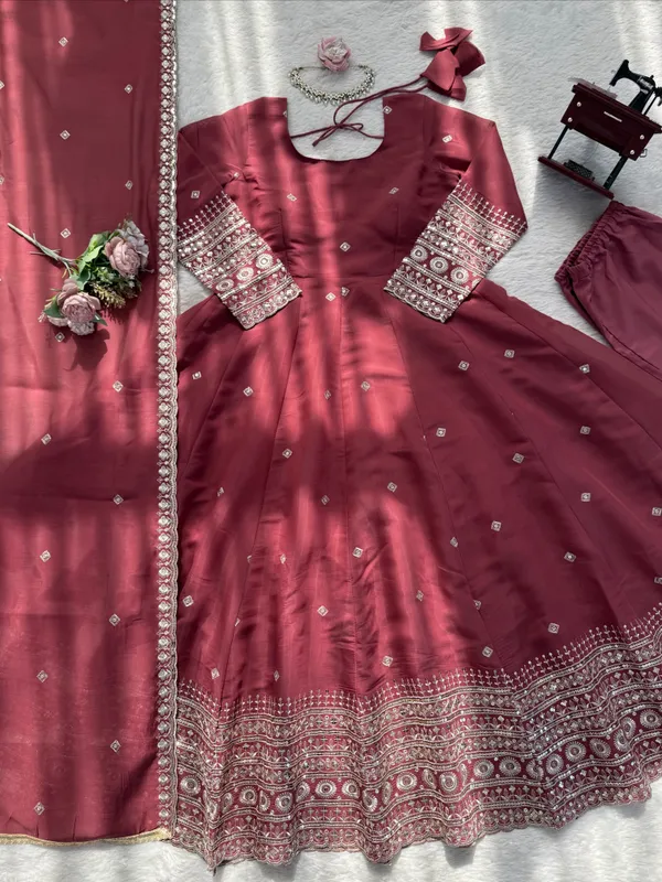 Elegant_Pink_Embroidered_Anarkali_Kurta_Set