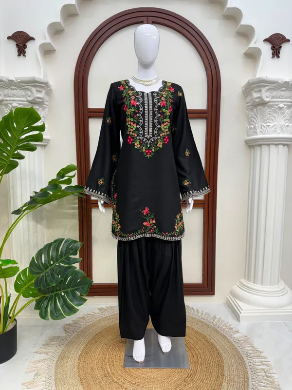 Luxury_Black_Party_Wear_Patiala_Suit