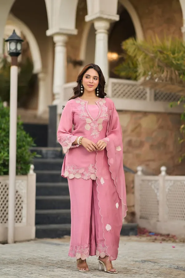 Luxury_Dusty_Pink_Party_Wear_Pakistani_Suit