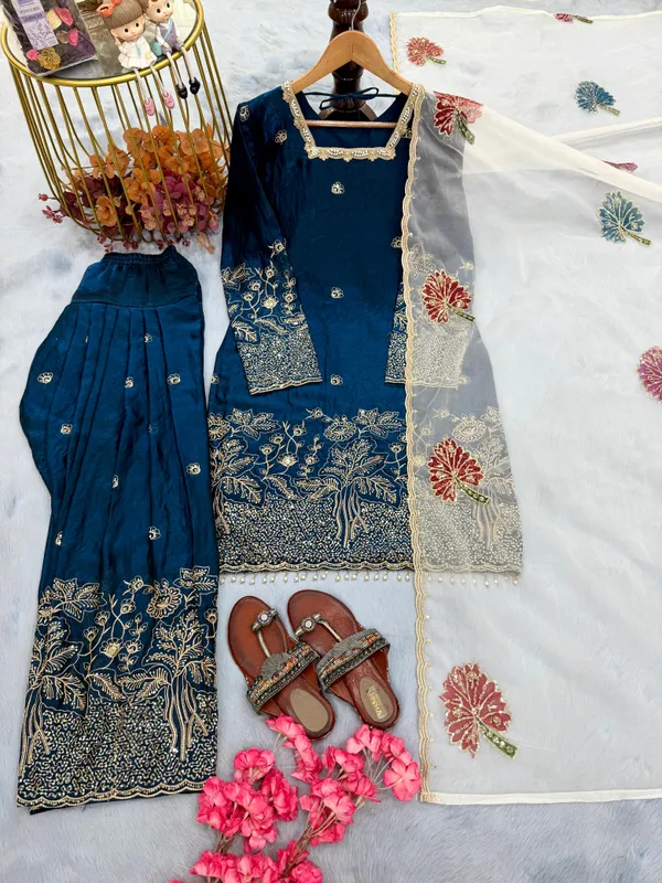 Luxury_Teal_Embroidered_Pakistani_Suit_with_Designer_Dupatta