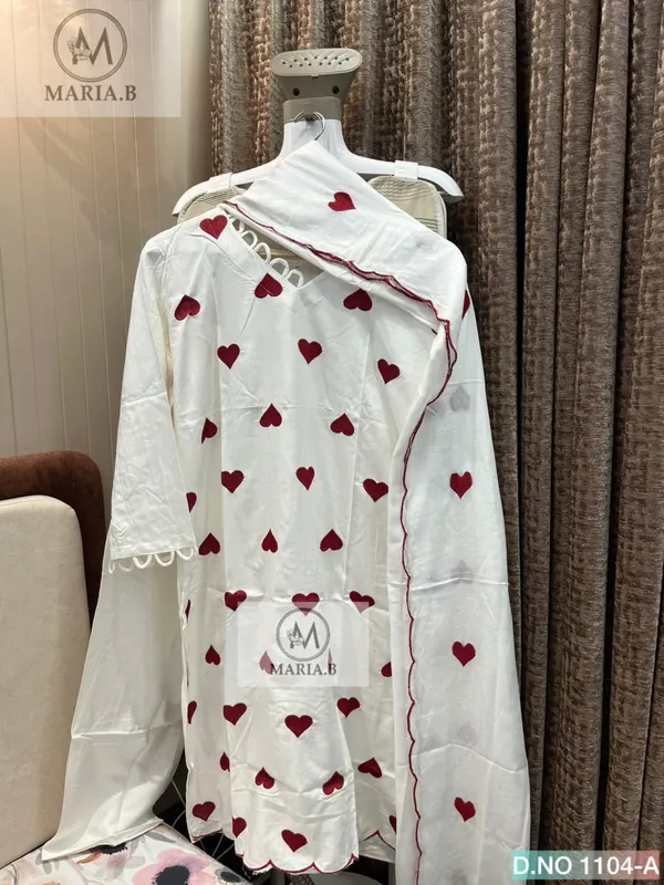 Maria_B_1104_White
