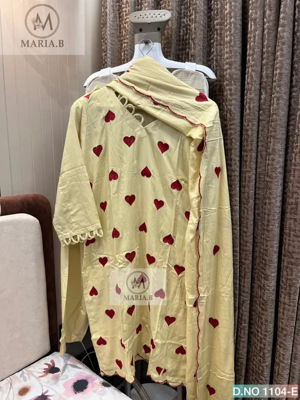 Maria_B_1104_Yellow