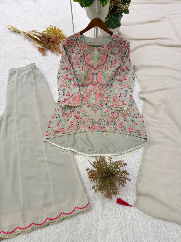 Pastel_Embroidered_Salwar_Suit_Set_for_Women