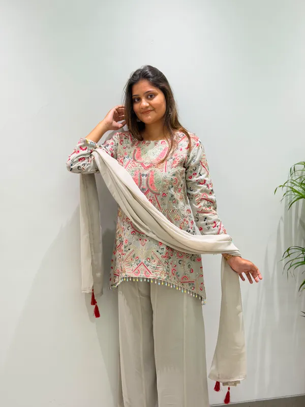 Pastel_Embroidered_Salwar_Suit_Set_for_Women