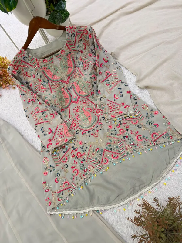 Pastel_Embroidered_Salwar_Suit_Set_for_Women