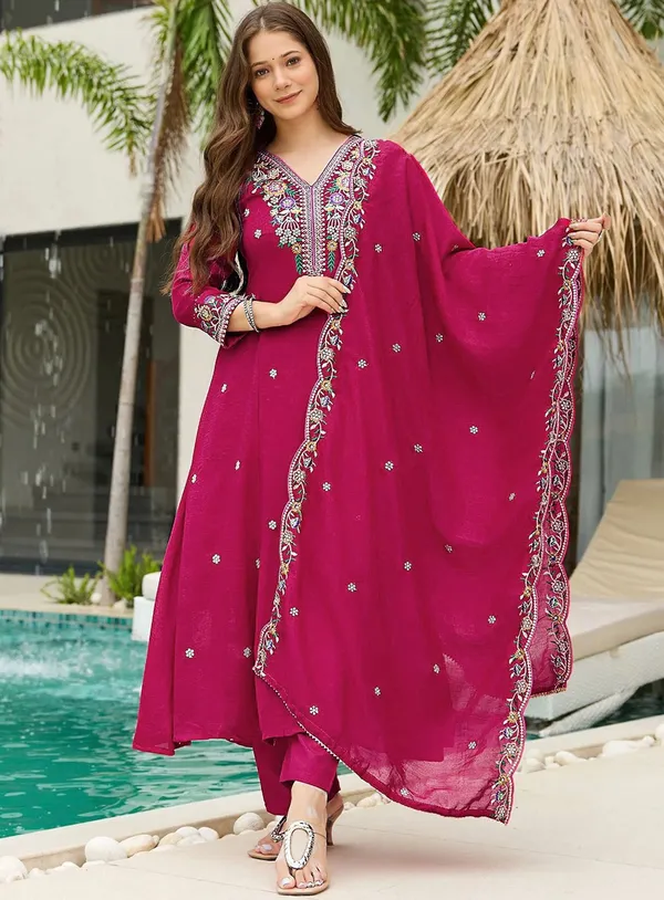 Royal_Magenta_Embroidered_Kurta_Pant_Set_With_Dupatta