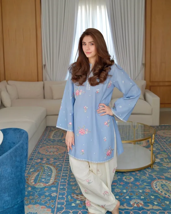 Sky_Blue_Floral_Embroidered_Kurta_Palazzo_Set