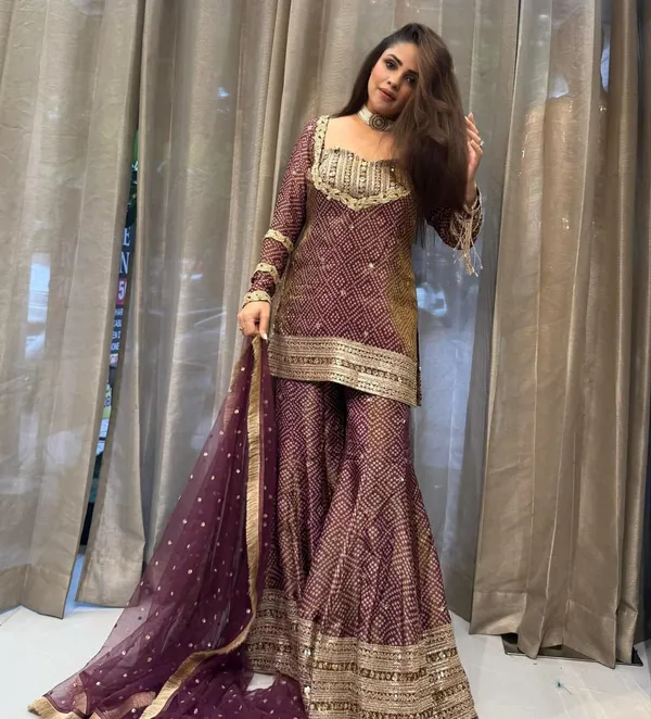 Maroon_Chinon_Silk_Embroidered_Ethnic_Suit_Set_For_Women