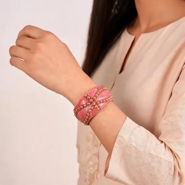 Aquarelle_Red-_Pink_Resin_Gold_Studded_Wide_Cuff_Bangle_For_Women