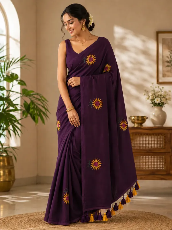 Purple_Mul_Cotton_Embroidered_Sunflower_Motif_Saree_For_Women