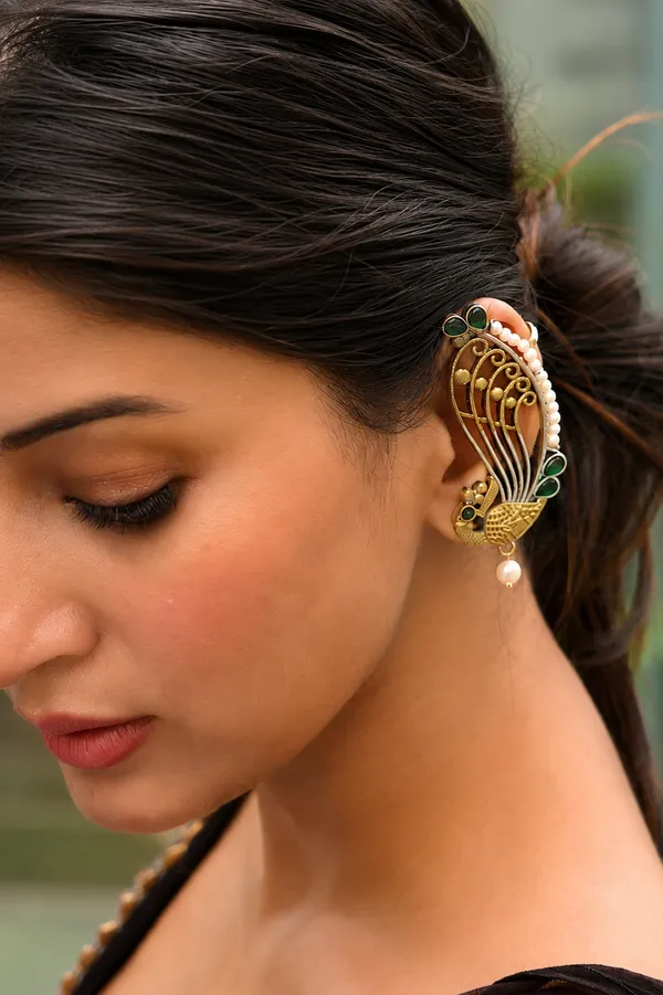 Peacock_Pearl_Earcuff_Green_For_Women