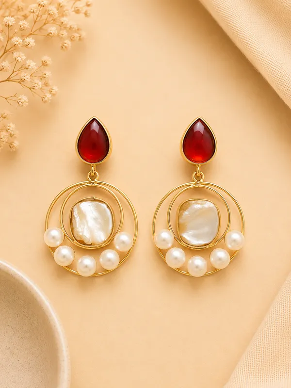 Mop_monalisa_kaanbala_Red_Stone-_Mop_Pearl_German_Silver_Earrings_For_Women