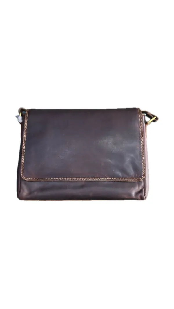 Brown_Leather_Flap_Messenger_Bag_With_Adjustable_Strap_For_Men_And_Women