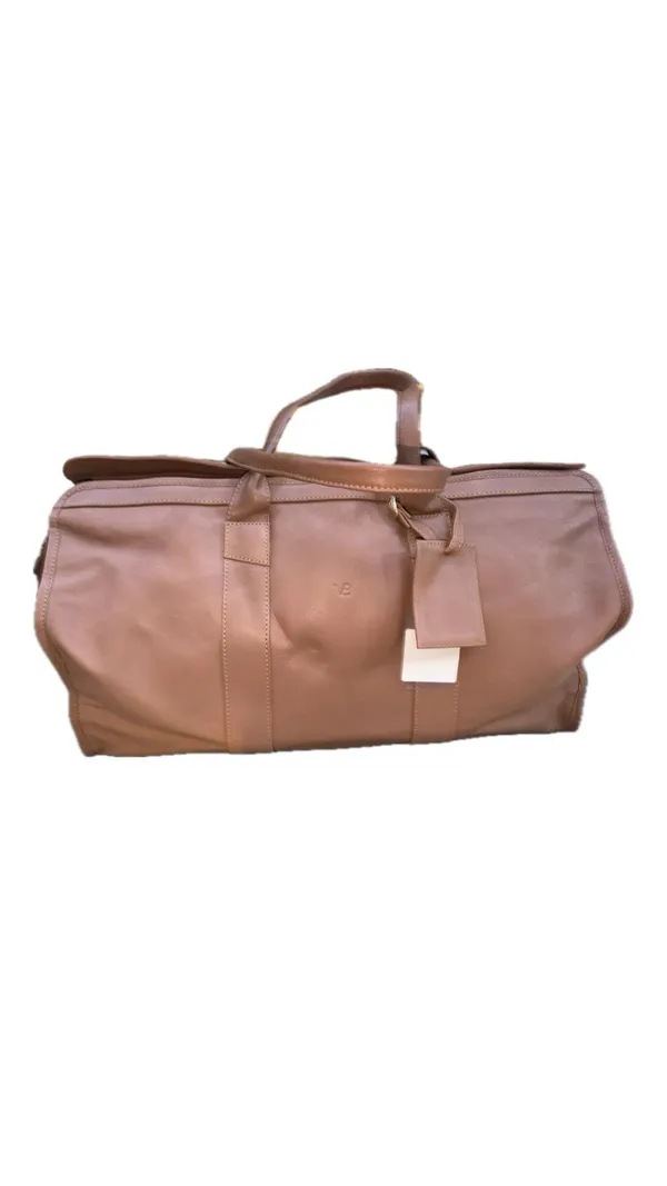 Brown_Leather_Duffle_Travel_Bag_For_Men_And_Women