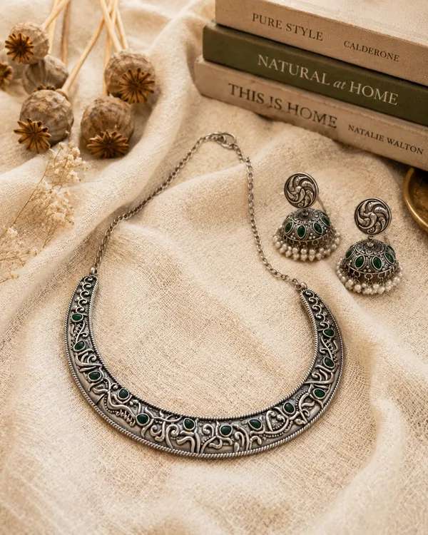Aura_Siver_Look_Choker_Set_-_Green