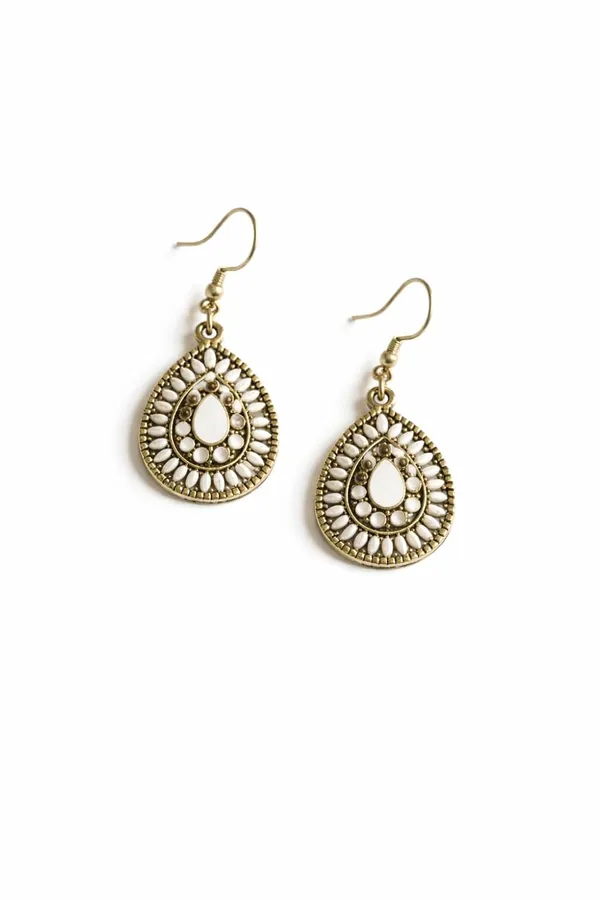 Teardrop_Pendant_Necklace_Set_With_Earrings