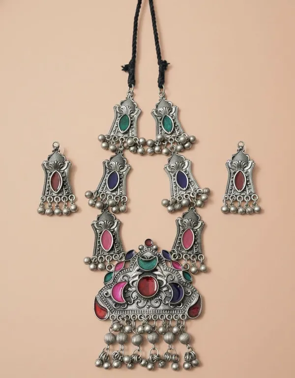 Oxidised_Silver_Necklace_Set_With_Earrings