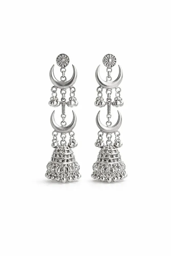 Crescent_Moon_Jhumka_Earrings_With_Ghungroo
