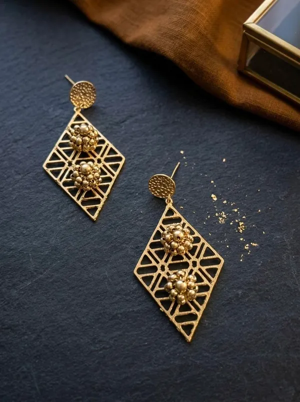 Oxidised_Statement_Earrings