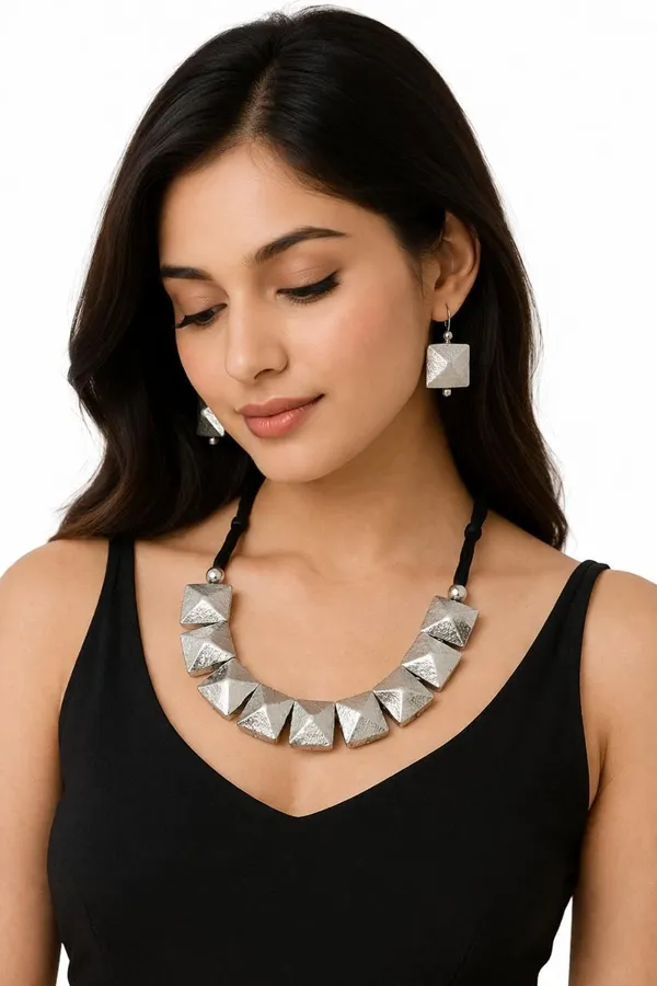 Oxidised_Pyramid_Choker_Necklace_Set_With_Earrings