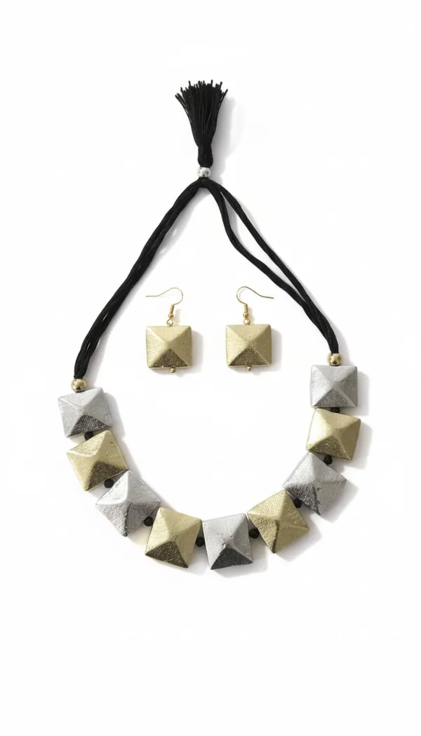 Oxidised_Choker_Necklace_Set_With_Earrings