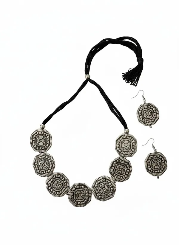 Oxidised_Choker_Necklace_Set_With_Earrings