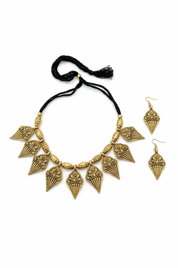 Oxidised_Statement_Necklace_Set_With_Earrings