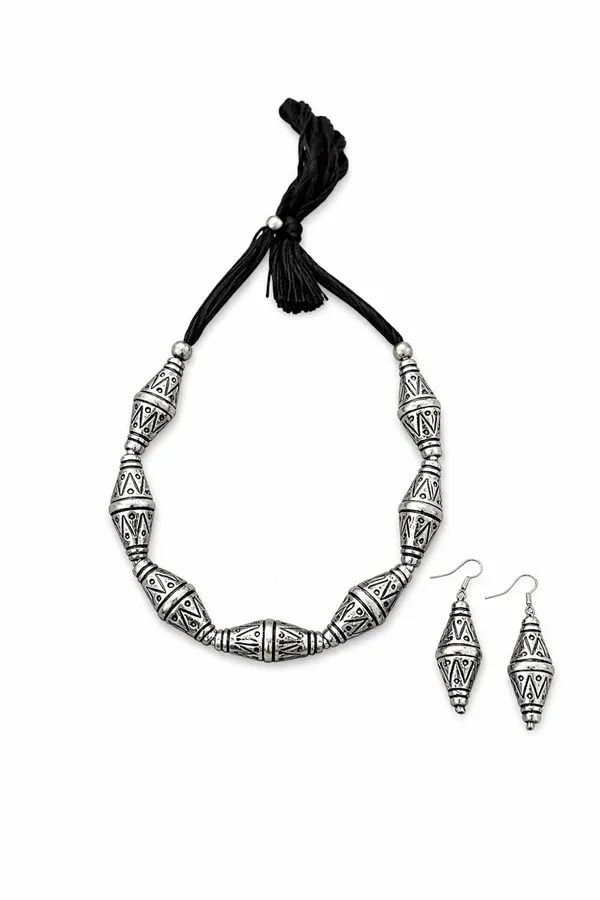 Oxidised_Tribal_Necklace_Set_With_Earrings