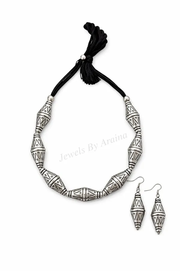 Oxidised_Tribal_Necklace_Set_With_Earrings