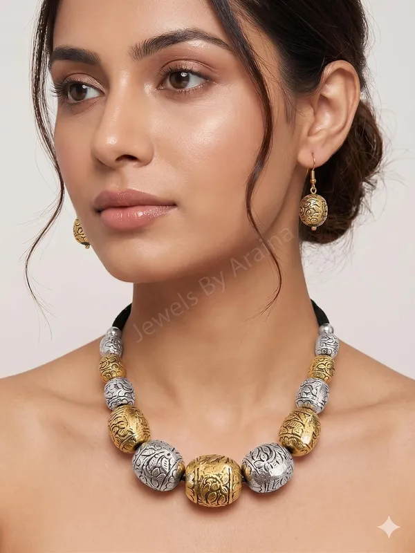 Dual-Tone_Beaded_Necklace_Set