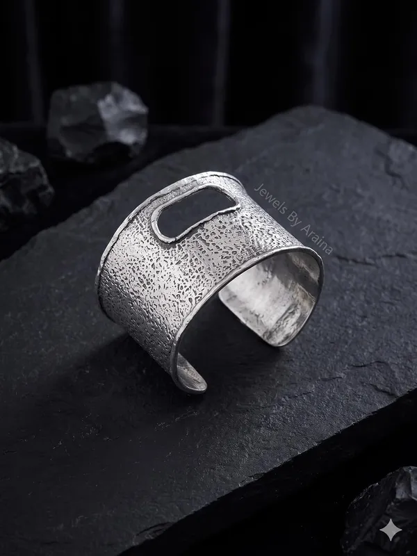 Oxidised_Cuff_Bracelet
