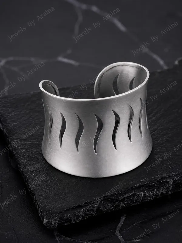 Statement_Cuff_Bracelet