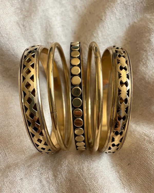 Oxidised_Bangle_Stack_(Set_of_5)_-_Golden_look