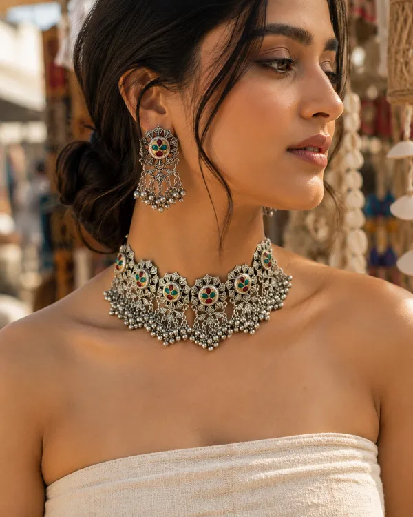 Oxidised_Silver_Choker_Necklace_Set_With_Earrings
