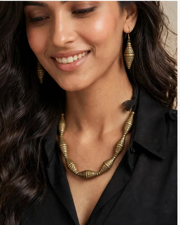 Oxidised_Tribal_Necklace_Set_With_Earrings
