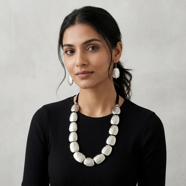 Oxidised_Metal_Necklace_Set_With_Earrings