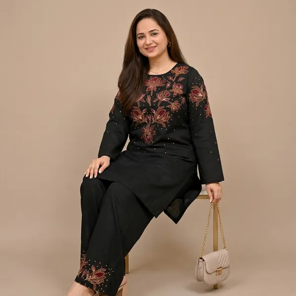 Black_Embroidered_Kurti_Pant_Set_For_Women_|_Elegant_Festive_&_Casual_Wear_Co-Ord_Set