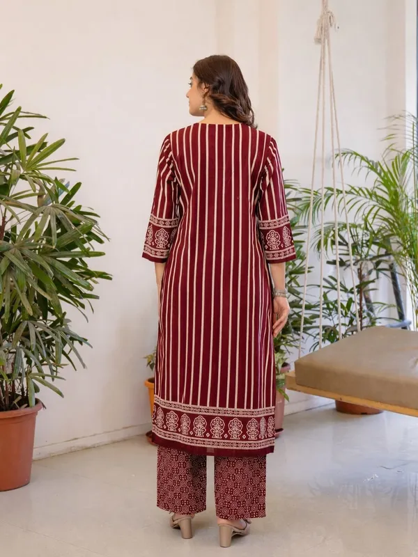Maroon_&_Ivory_Printed_Cotton_Kurta_Set_with_Dupatta_for_Women