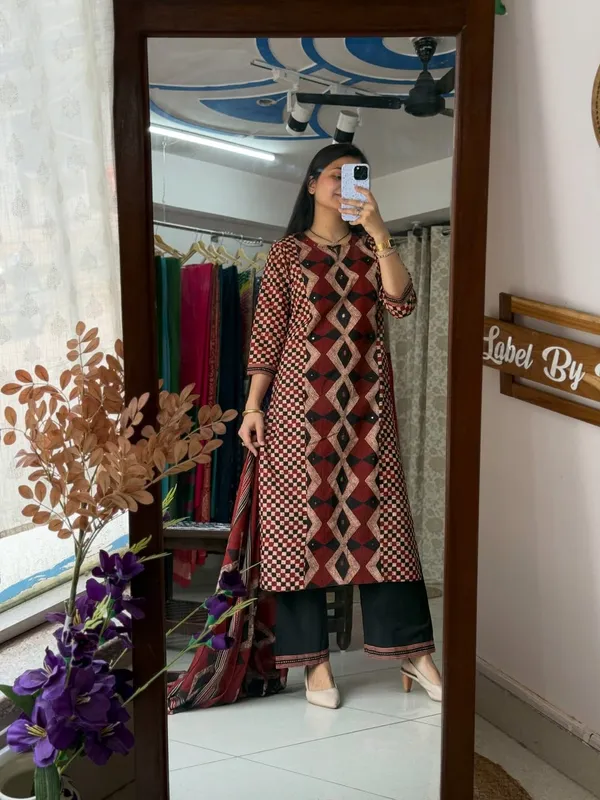 Red_Printed_Kurta_Set_with_Dupatta_for_Women_|_Elegant_Ethnic_Wear