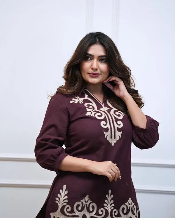 Elegant_Embroidered_Maroon_Co-Ord_Set