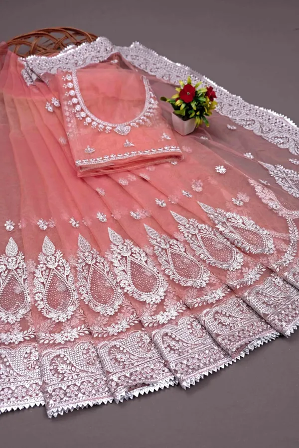 Peach_Heavy_Gold_Butterfly_Net_Premium_Saree_For_Women