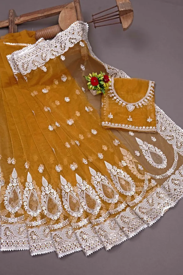 Yellow_Heavy_Gold_Butterfly_Net_Premium_Saree_For_Women