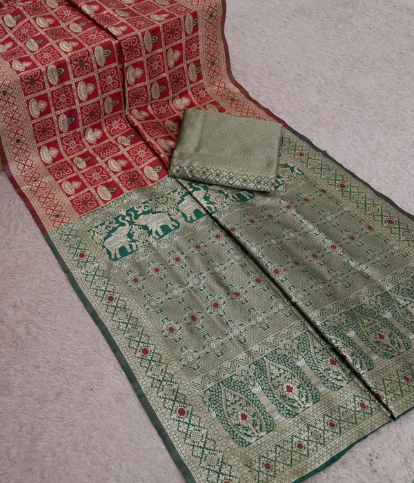 Maroon_Green_Jacquard_Silk_And_Kanjivaram_Silk_Premium_Saree_For_Women