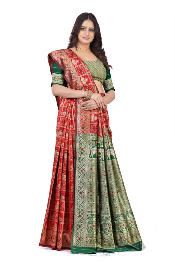 Maroon_Green_Jacquard_Silk_And_Kanjivaram_Silk_Premium_Saree_For_Women