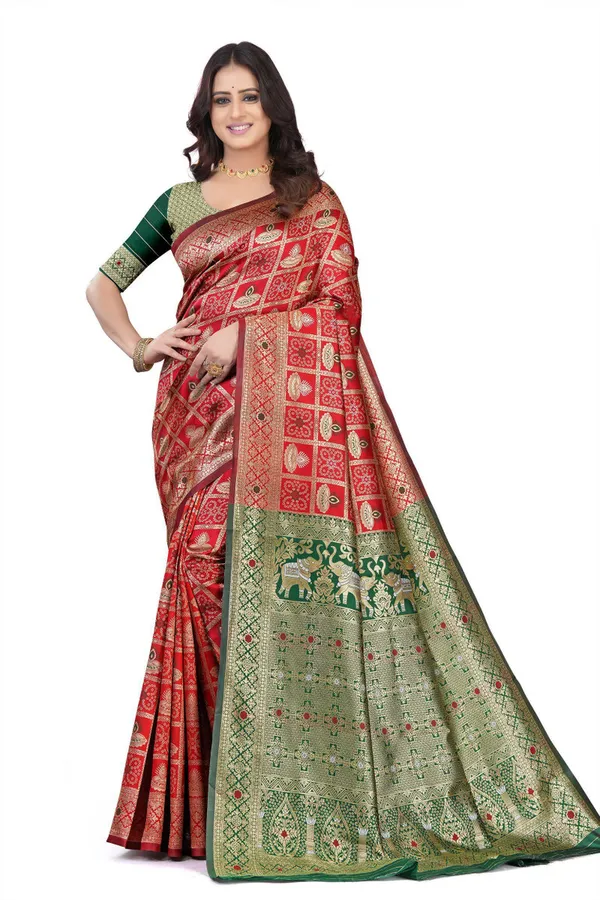 Maroon_Green_Jacquard_Silk_And_Kanjivaram_Silk_Premium_Saree_For_Women