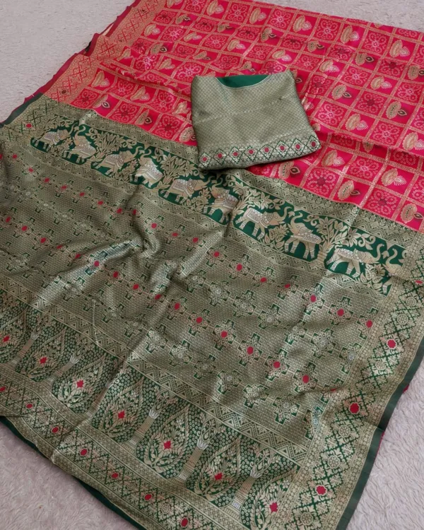 Pink_Green_Jacquard_Silk_And_Kanjivaram_Silk_Premium_Saree_For_Women