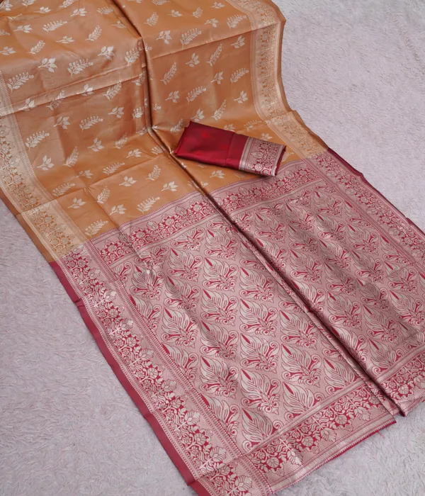 Orange_Jacquard_Silk_And_Kanjivaram_Silk_Premium_Saree_For_Women