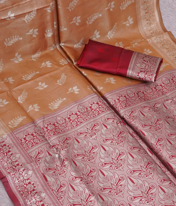 Orange_Jacquard_Silk_And_Kanjivaram_Silk_Premium_Saree_For_Women